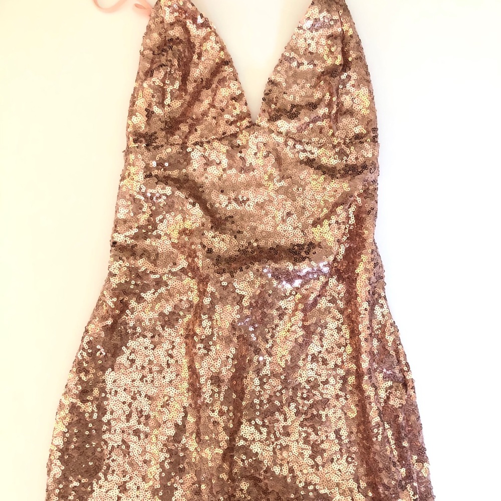 Low back pink glitter dress